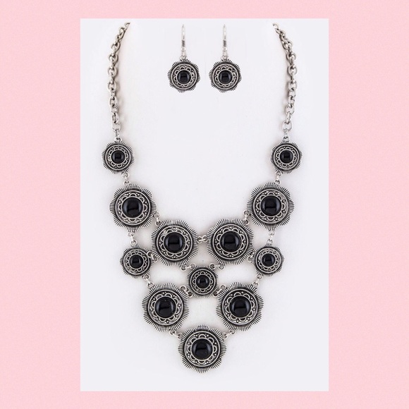 Sale: Pave Stone Disks Necklace Earring Set - Picture 7 of 8